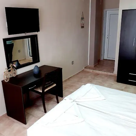 Guest house смокиня 3*