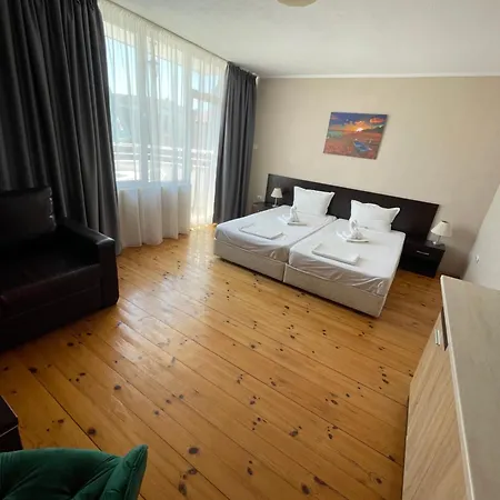 смокиня 3* Obzor