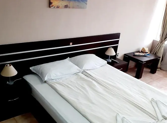 смокиня Guest house Obzor