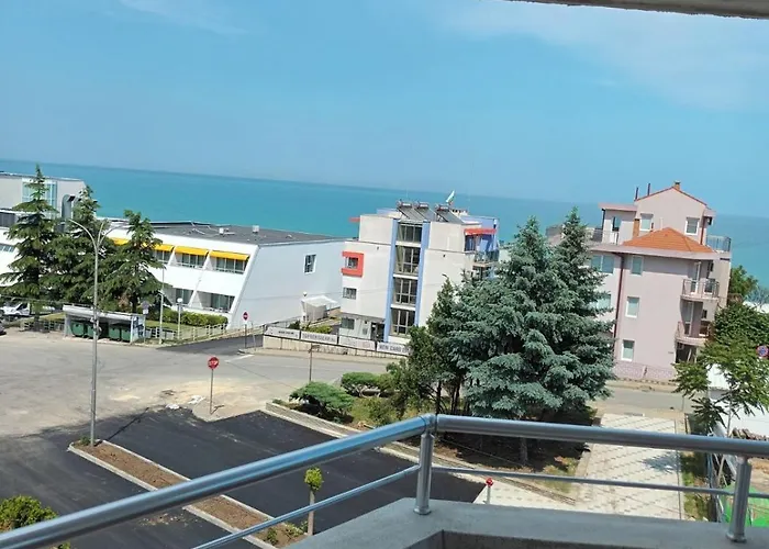 смокиня Guest house Obzor