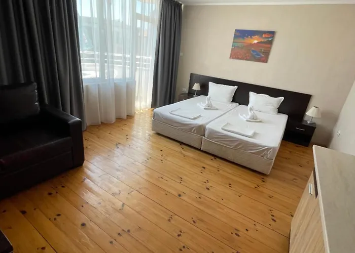 смокиня 3* Obzor